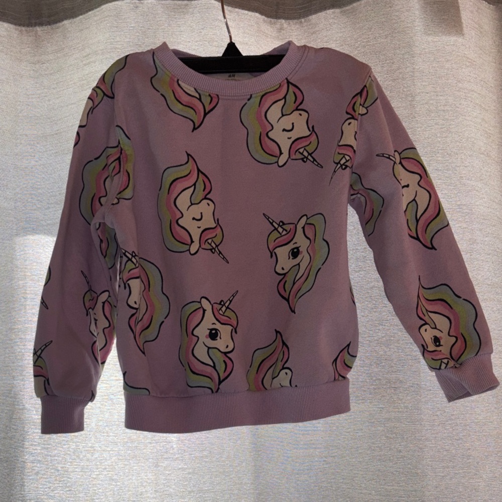 EUC H&M Pastel Unicorn Sweatshirt